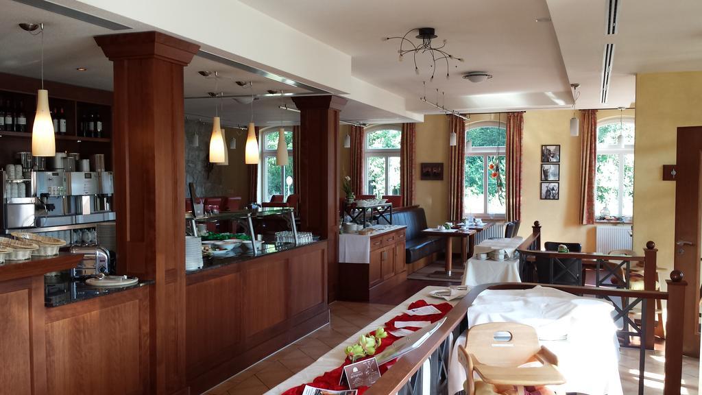 Hotel Restaurant Am Pfauenhof Quakenbrück Extérieur photo