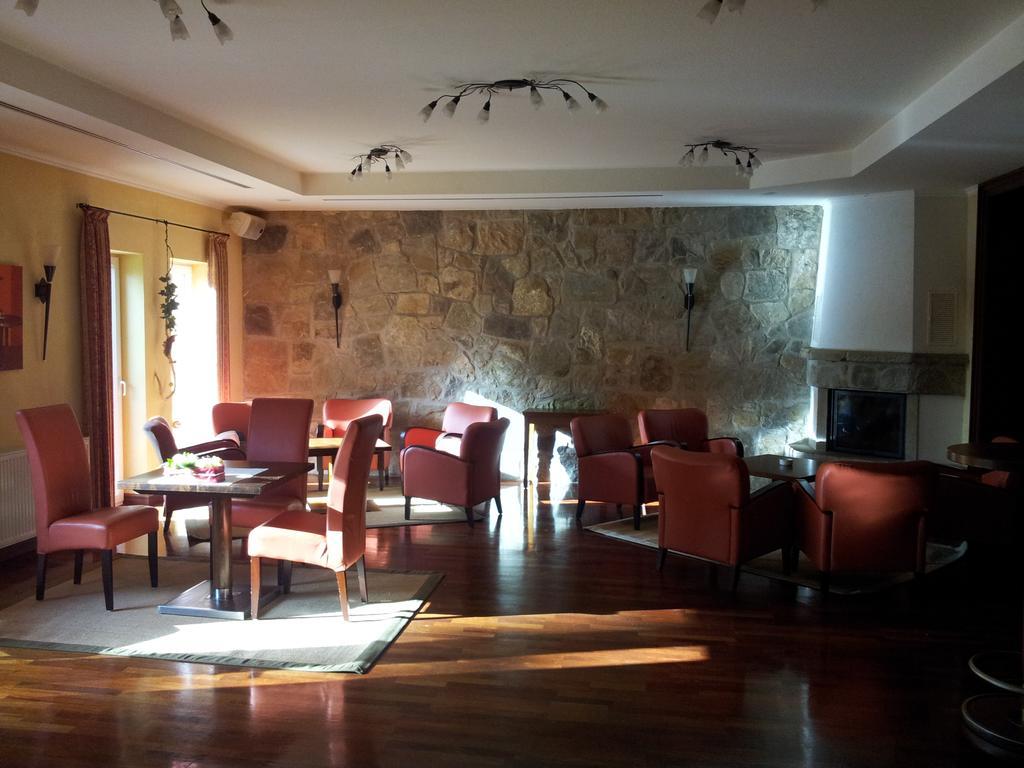 Hotel Restaurant Am Pfauenhof Quakenbrück Extérieur photo